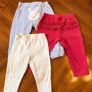 Bundle of pants Carters sz 12 months